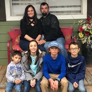 Meet your Posher, Alicia